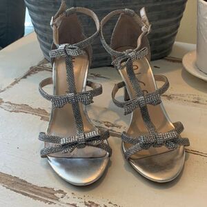 Unisa 3 Bow Silver Glitter Heel